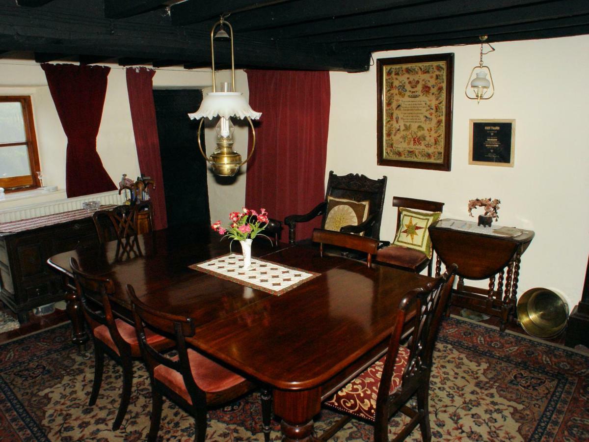 Glencoed B&B Wrexham Bagian luar foto