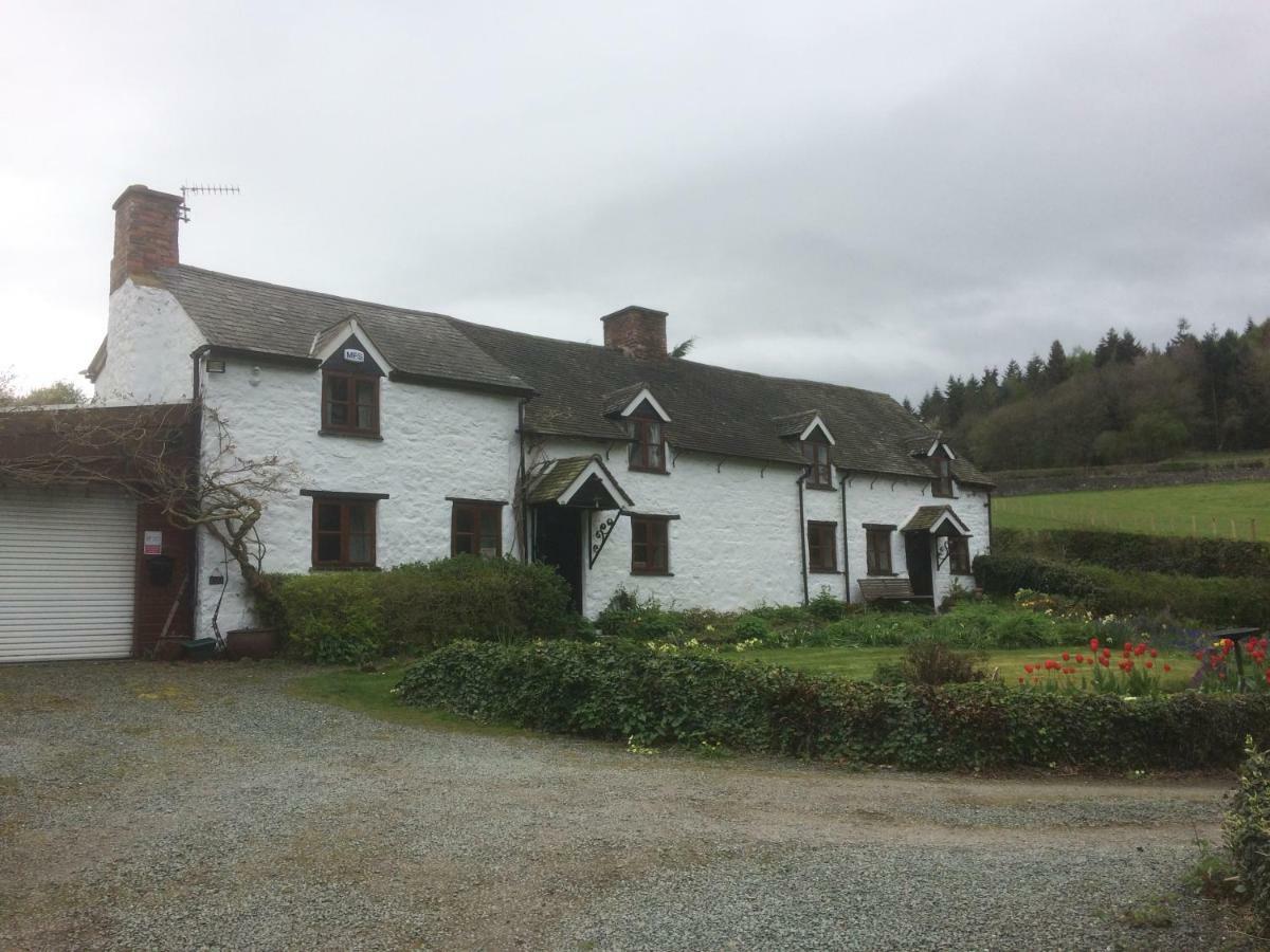 Glencoed B&B Wrexham Bagian luar foto